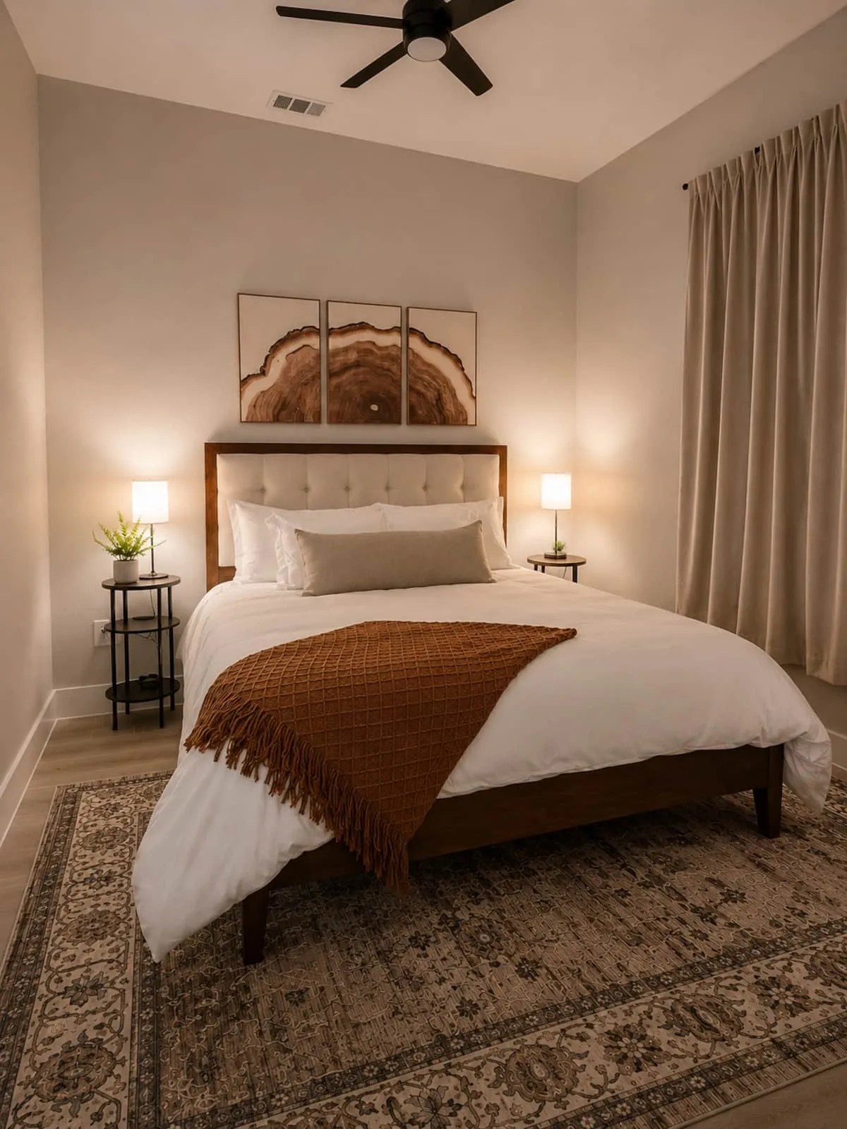 Juniper Queen Room (Bedroom 4)